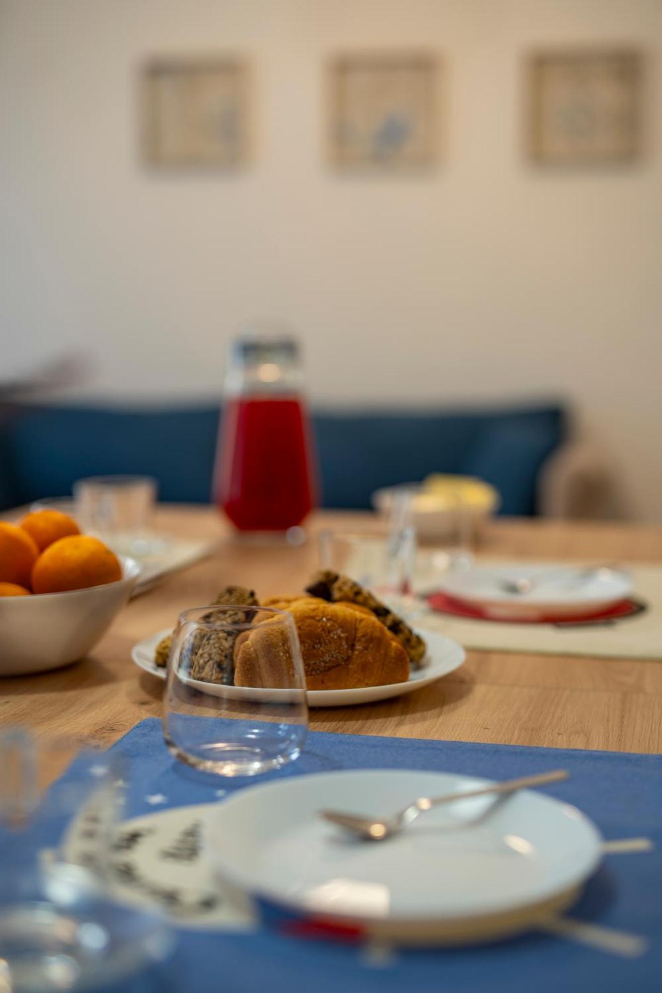 La Casa Dei Carta-New & Chic Apartman Lovere Kültér fotó