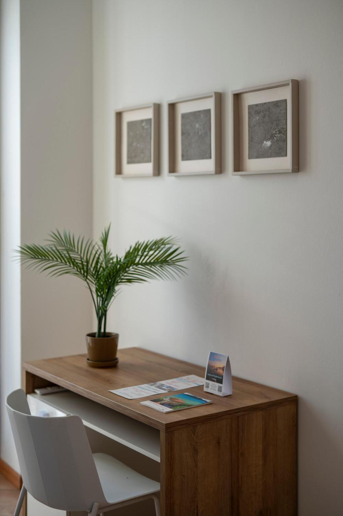 La Casa Dei Carta-New & Chic Apartman Lovere Kültér fotó