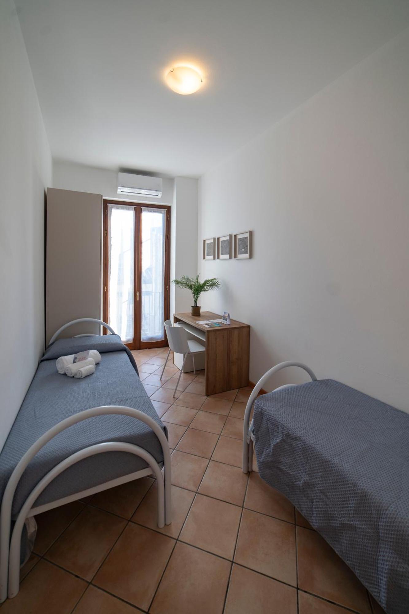 La Casa Dei Carta-New & Chic Apartman Lovere Kültér fotó
