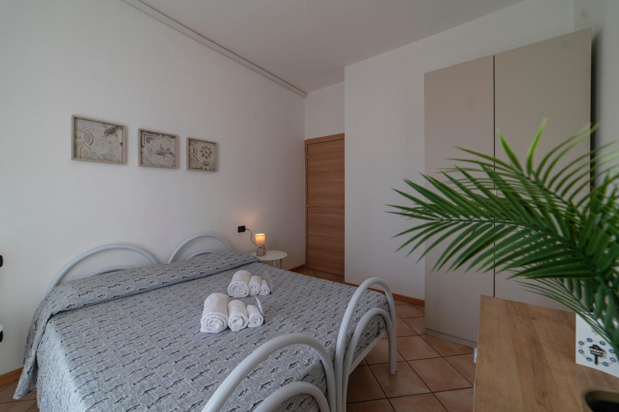 La Casa Dei Carta-New & Chic Apartman Lovere Kültér fotó